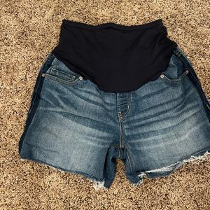 Old Navy Maternity Shorts | Size L